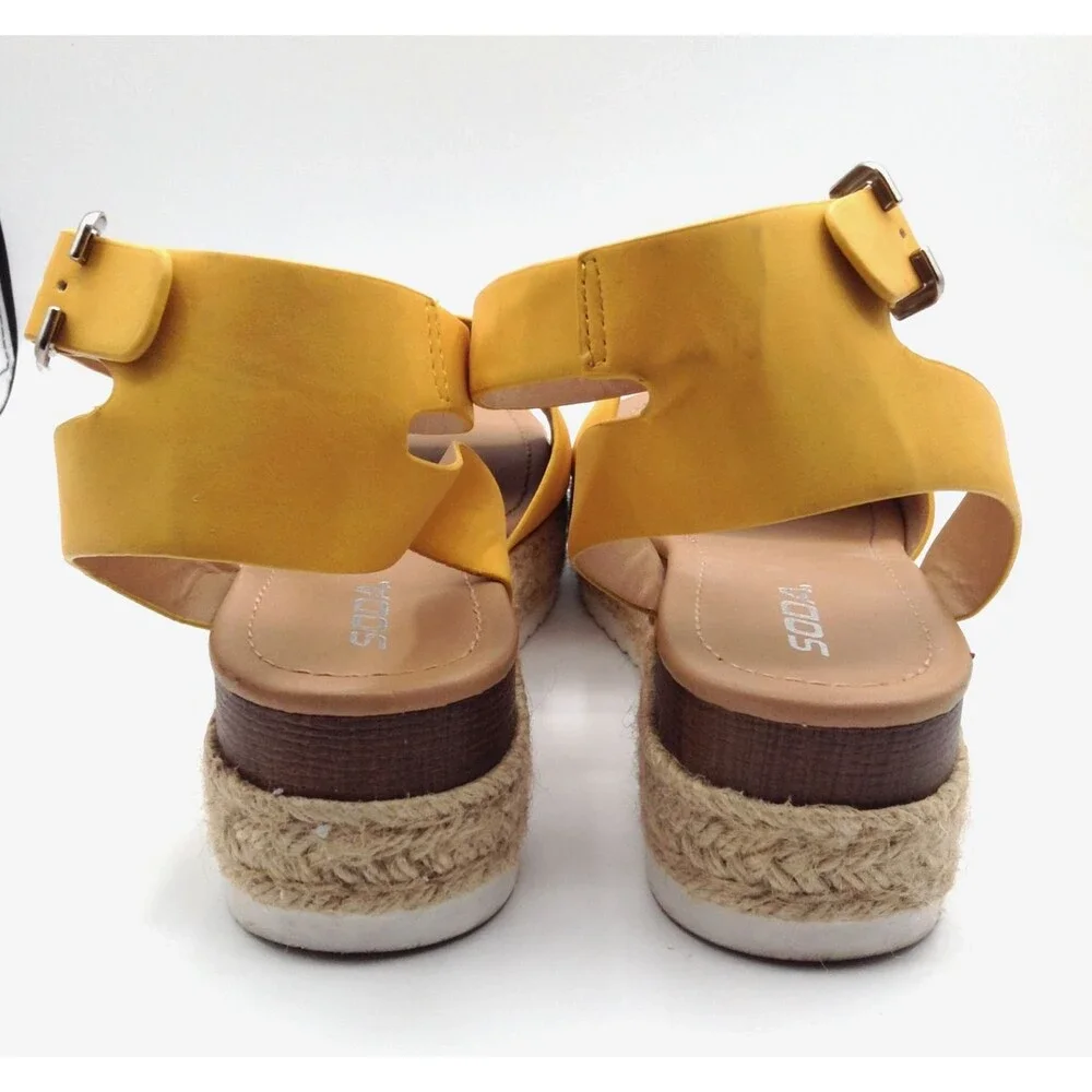 Soda mustard yellow
